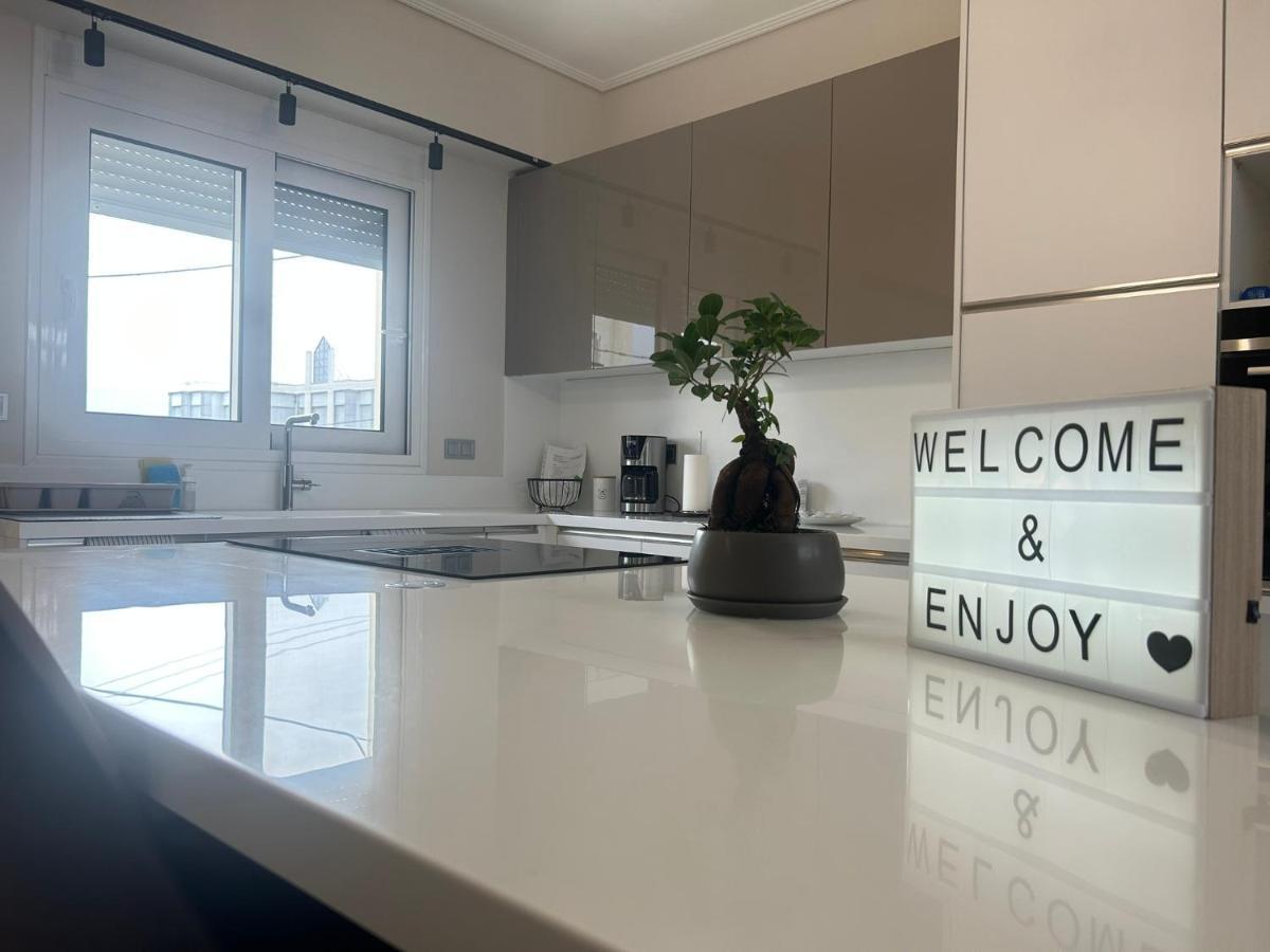 New Minimal Apartment,10' From Athens Airport Spáta Eksteriør billede